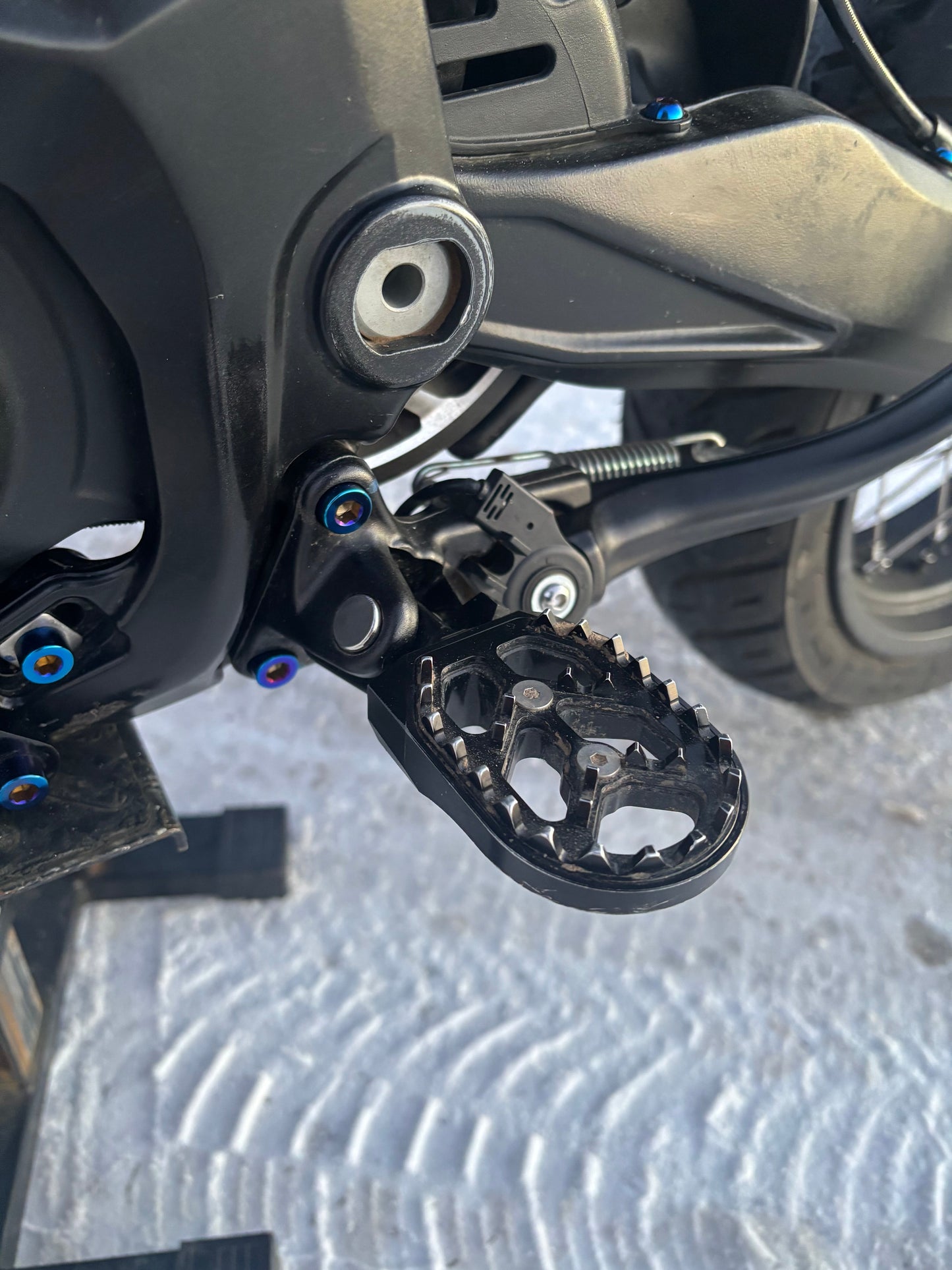 Surron Ultra Bee Titanium Bolt Kit