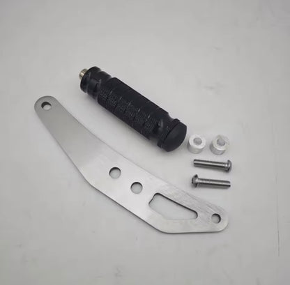 YOZMA IN 10 FOOTLOCKS